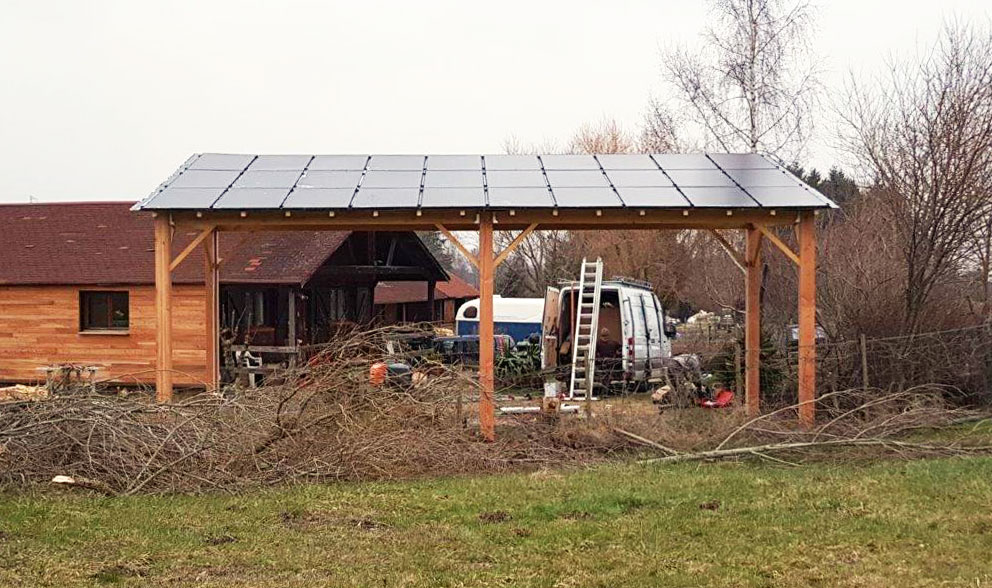 pose panneaux solaires sur abris